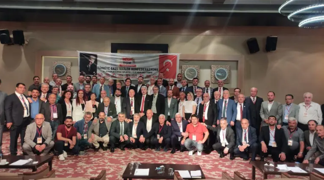 Türkiye Gazeteciler Konfederasyonu: İnternet yasası özgür çıksın!